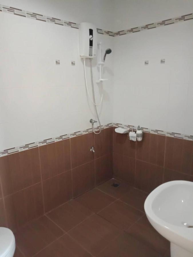 Hotel เคทู เกสเฮาส์ Chonburi Exterior foto